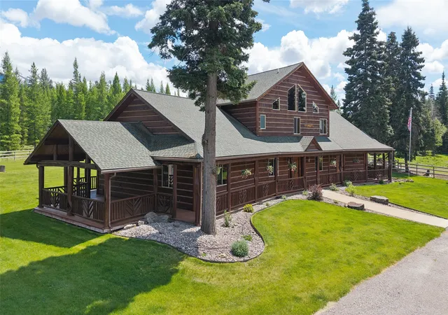 Photo 1 of Single family home for sale at 28321 Cougar Trl, Bigfork, MT 59911 | MLS# 30071179 | Listing updated on 2026-08-25