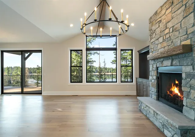 Photo 3 of Mansion for sale at 198 Blaine Lakeshore Dr, Kalispell, MT 59901 | MLS# 30071364 | Listing updated on 2026-08-11