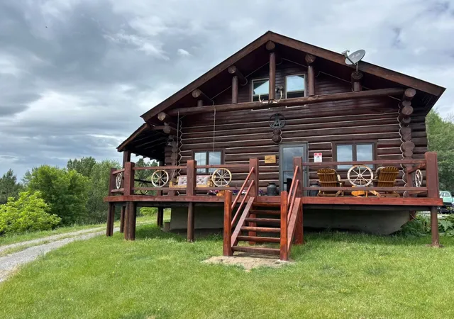Photo 1 of Single family home for sale at 575 S Rolling Hills Rd, Eureka, MT 59917 | MLS# 30069685 | Listing updated on 2026-08-19