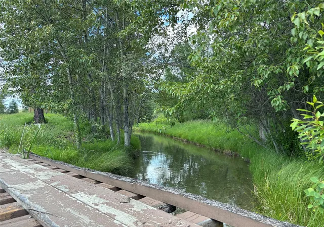 Photo 3 of Single family home for sale at 575 S Rolling Hills Rd, Eureka, MT 59917 | MLS# 30069685 | Listing updated on 2026-08-19