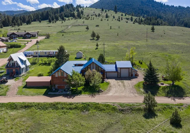 Photo 3 of Single family home for sale at 916 Spring St, Philipsburg, MT 59858 | MLS# 30071826 | Listing updated on 2026-08-21