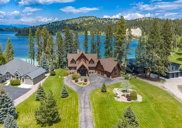 Photo 1 of Single family home for sale at 103 Rainbow Dr, Kalispell, MT 59901 | MLS# 30071411 | Listing updated on 2026-08-13