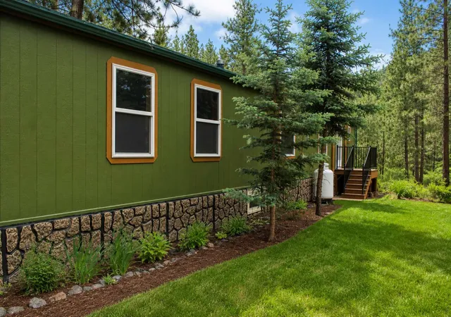 Photo 3 of Single family home for sale at 1449 Jupiter Ln, Missoula, MT 59802 | MLS# 30072398 | Listing updated on 2026-09-29