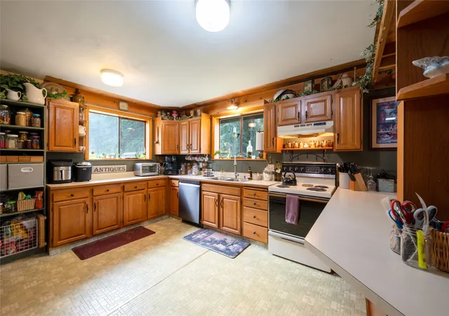 Photo 5 of Single family home for sale at 5 Big Fir Ln, Thompson Falls, MT 59873 | MLS# 30072346 | Listing updated on 2026-08-24