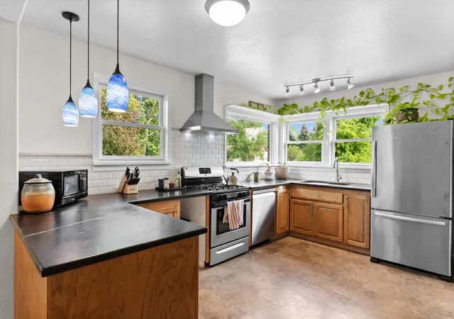 Photo 3 of Single family home for sale at 615 N Davis St, Missoula, MT 59801 | MLS# 30070061 | Listing updated on 2026-08-18