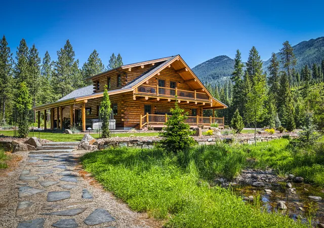 Photo 1 of Single family home for sale at 22 Cheyenne Ct, Troy, MT 59935 | MLS# 30071722 | Listing updated on 2026-08-14