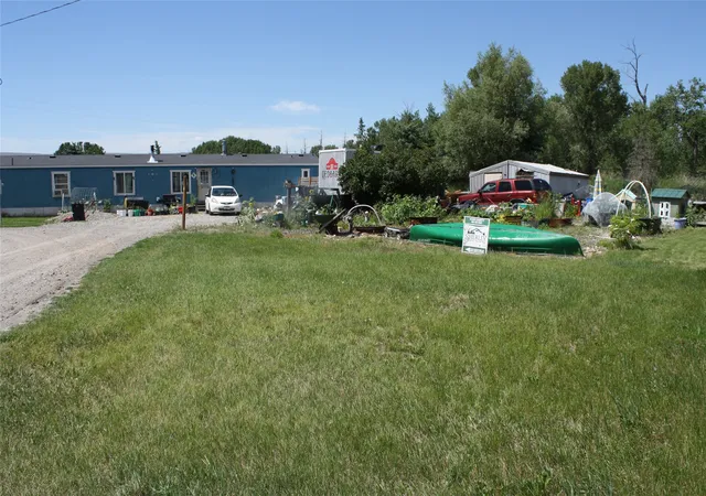 Photo 2 of Manufactured home for sale at 354 Ole Depot Rd, Gallatin Gateway, MT 59730 | MLS# 30072542 | Listing updated on 2026-08-26