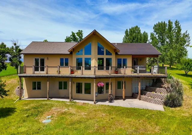Photo 2 of Single family home for sale at 38614 Round Butte Rd, Ronan, MT 59864 | MLS# 30073178 | Listing updated on 2026-08-25