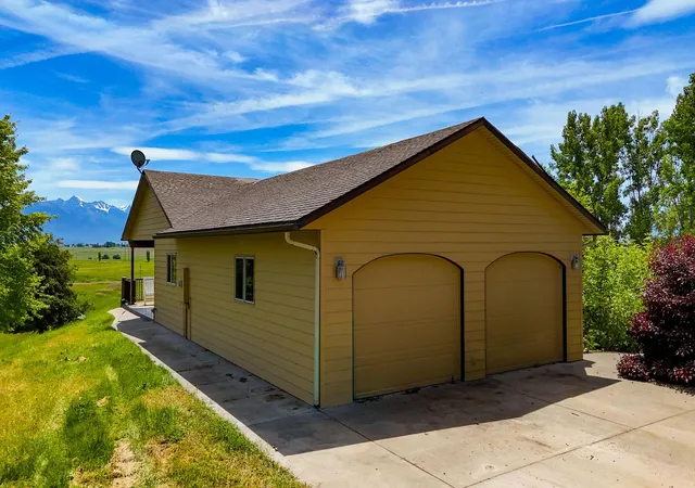 Photo 3 of Single family home for sale at 38614 Round Butte Rd, Ronan, MT 59864 | MLS# 30073178 | Listing updated on 2026-08-25