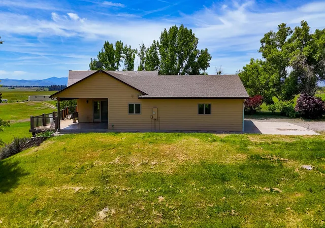 Photo 4 of Single family home for sale at 38614 Round Butte Rd, Ronan, MT 59864 | MLS# 30073178 | Listing updated on 2026-08-25
