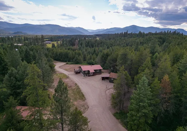 Photo 1 of Single family home for sale at 2658 Mt Hwy 200, Trout Creek, MT 59874 | MLS# 30073437 | Listing updated on 2026-08-21