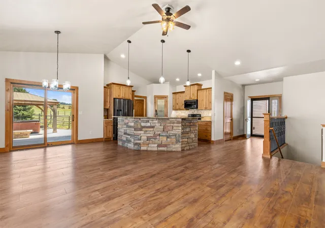 Photo 4 of Single family home for sale at 3877 High Trl Rd, Billings, MT 59101 | MLS# 30073514 | Listing updated on 2026-08-17
