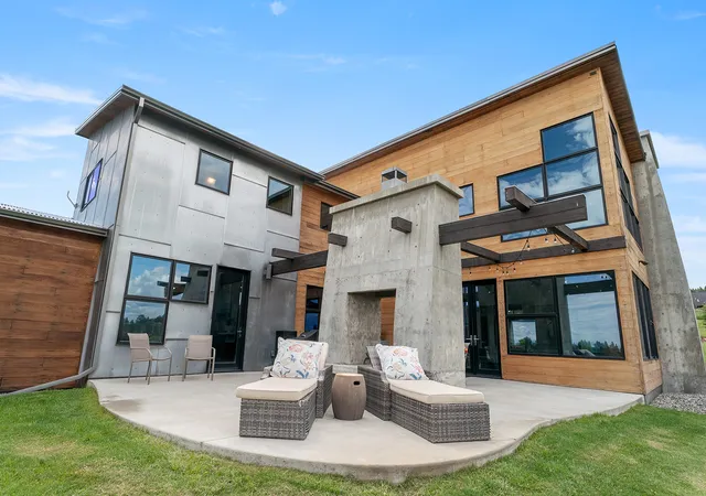 Photo 4 of Single family home for sale at 2 Finn Mountain Rd, Clancy, MT 59634 | MLS# 30071880 | Listing updated on 2026-08-14