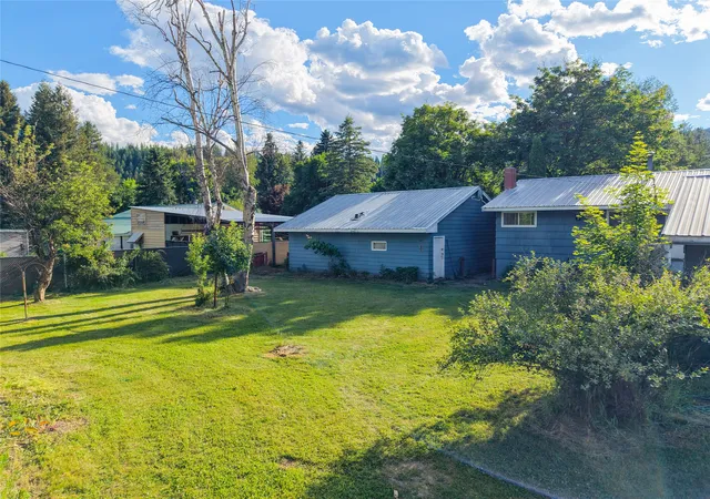 Photo 3 of Single family home for sale at 33 Ave B, Libby, MT 59923 | MLS# 30073085 | Listing updated on 2026-08-24