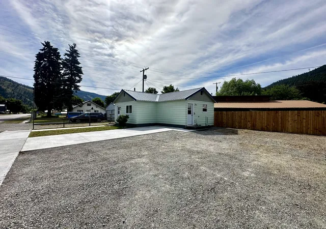 Photo 26 of Single family home for sale at 303 4th Avenue E, Superior, MT 59872 | MLS# 30073527 | Listing updated on 2026-08-19