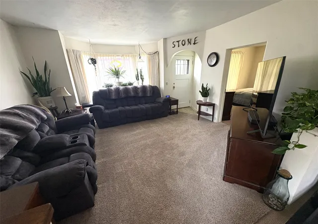 Photo 2 of Single family home for sale at 1201 Leslie Ave, Helena, MT 59601 | MLS# 30071912 | Listing updated on 2026-08-27