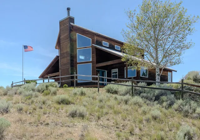 Photo 1 of Single family home for sale at 18 Cactus Ridge Rd, Twin Bridges, MT 59754 | MLS# 30073728 | Listing updated on 2026-08-19