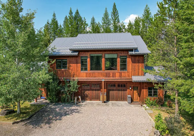 Photo 3 of Single family home for sale at 13521 Bug Crk Rd, Bigfork, MT 59911 | MLS# 30073471 | Listing updated on 2026-08-11