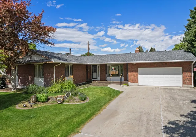 Photo 1 of Single family home for sale at 210 N Walnut St, Townsend, MT 59644 | MLS# 30073134 | Listing updated on 2026-08-20