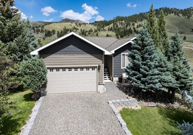 Photo 2 of Single family home for sale at 84 Lazy Hm Rd, East Helena, MT 59635 | MLS# 30072394 | Listing updated on 2026-08-27