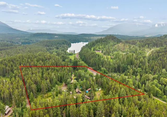 Photo 2 of Single family home for sale at 45 Breezy Bay Dr, West Glacier, MT 59936 | MLS# 30073946 | Listing updated on 2026-10-07