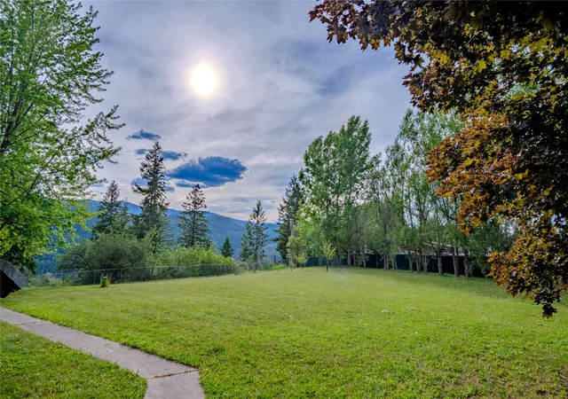 Photo 3 of Single family home for sale at 164 Cecil Dr, Troy, MT 59935 | MLS# 30073495 | Listing updated on 2026-08-25
