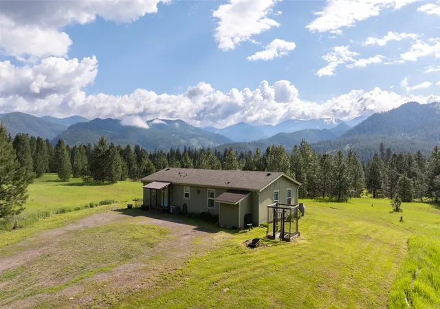 Photo 3 of Manufactured home for sale at 230 Verde Crk Rd, Superior, MT 59872 | MLS# 30073232 | Listing updated on 2026-08-20