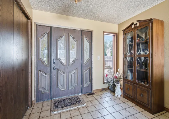 Photo 3 of Single family home for sale at 605 Farm View Ln, Kalispell, MT 59901 | MLS# 30074003 | Listing updated on 2026-08-21