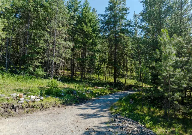 Photo 3 of Land for sale at 18 Lookout Ln, Plains, MT 59859 | MLS# 30074454 | Listing updated on 2026-08-17