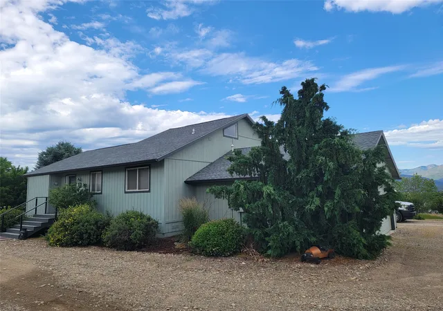 Photo 2 of Single family home for sale at 2 Mcneil Ln, Plains, MT 59859 | MLS# 30074765 | Listing updated on 2026-08-16