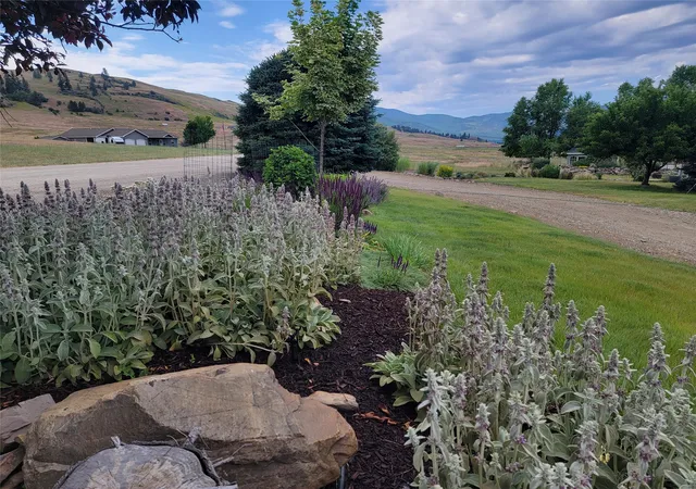 Photo 4 of Single family home for sale at 2 Mcneil Ln, Plains, MT 59859 | MLS# 30074765 | Listing updated on 2026-08-16
