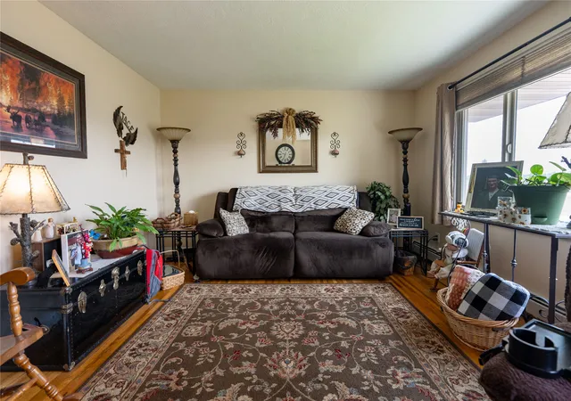 Photo 3 of Single family home for sale at 1403 10th Avenue NW, Great Falls, MT 59404 | MLS# 30074850 | Listing updated on 2026-08-19