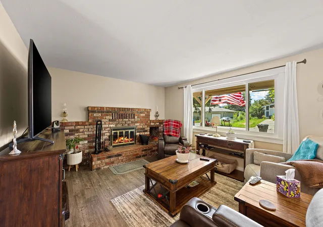 Photo 4 of Single family home for sale at 247 Rosewood Dr, Kalispell, MT 59901 | MLS# 30074620 | Listing updated on 2026-08-24