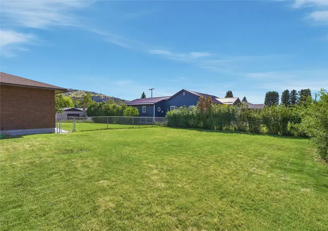 Photo 3 of Single family home for sale at 1908 Hamburg St, Anaconda, MT 59711 | MLS# 30074878 | Listing updated on 2026-08-06
