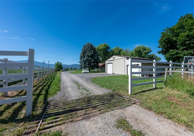 Photo 3 of Single family home for sale at 175 Lower Lynch Crk Rd, Plains, MT 59859 | MLS# 30074812 | Listing updated on 2026-08-25