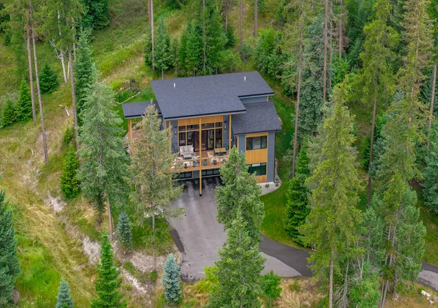 Photo 1 of Single family home for sale at 300 Haugen Hts, Whitefish, MT 59937 | MLS# 30075123 | Listing updated on 2026-08-26