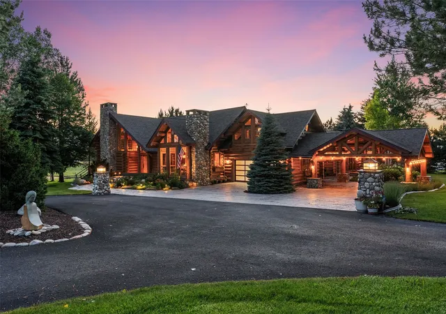 Photo 1 of Single family home for sale at 533 Diamond 3 Rd, Corvallis, MT 59828 | MLS# 30074776 | Listing updated on 2026-10-07