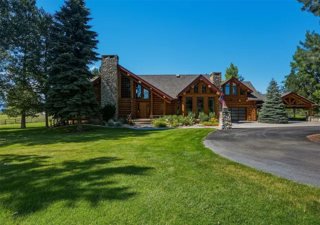 Photo 3 of Single family home for sale at 533 Diamond 3 Rd, Corvallis, MT 59828 | MLS# 30074776 | Listing updated on 2026-10-07