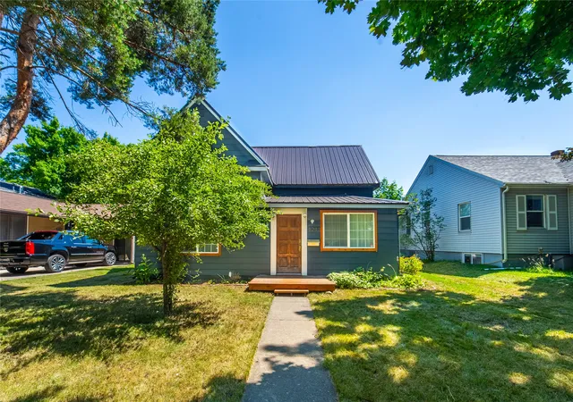 Photo 2 of Single family home for sale at 1213 3rd Avenue E, Kalispell, MT 59901 | MLS# 30065758 | Listing updated on 2026-08-24