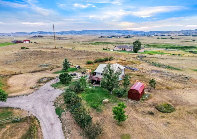 Photo 3 of Single family home for sale at 10 Chesapeake Dr, Livingston, MT 59047 | MLS# 30075380 | Listing updated on 2026-08-10
