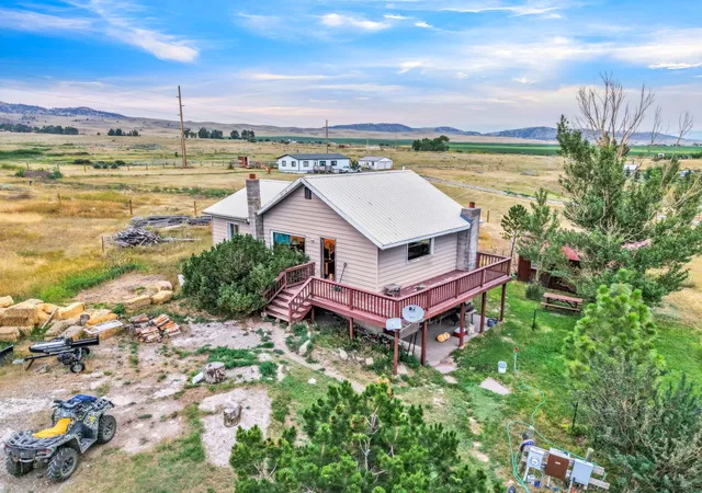 Photo 3 of Single family home for sale at 10 Chesapeake Dr, Livingston, MT 59047 | MLS# 30075380 | Listing updated on 2026-08-10