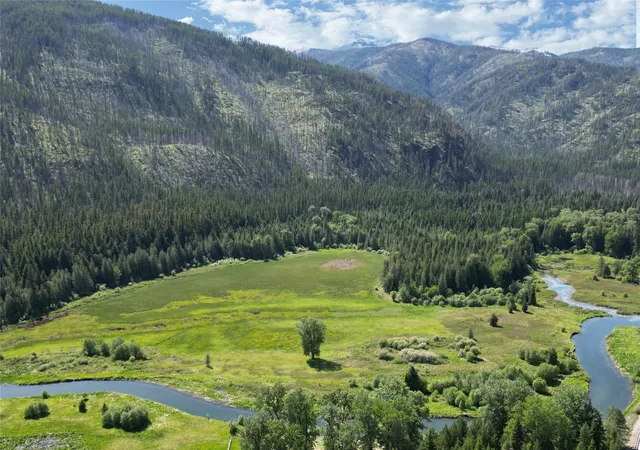 Photo 1 of Single family home for sale at 2 Cedar Grv Ln, Noxon, MT 59853 | MLS# 30075481 | Listing updated on 2026-08-24