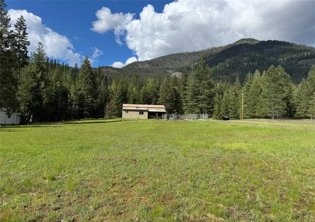 Photo 4 of Single family home for sale at 2 Cedar Grv Ln, Noxon, MT 59853 | MLS# 30075481 | Listing updated on 2026-08-24