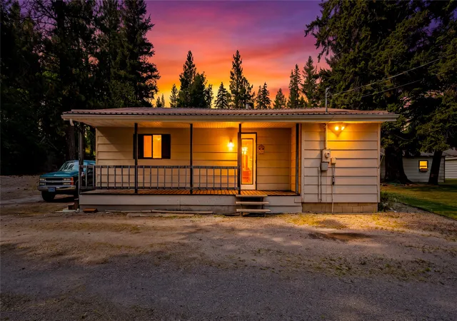 Photo 3 of Single family home for sale at 34529 Mt Hwy 35, Polson, MT 59860 | MLS# 30075585 | Listing updated on 2026-08-26