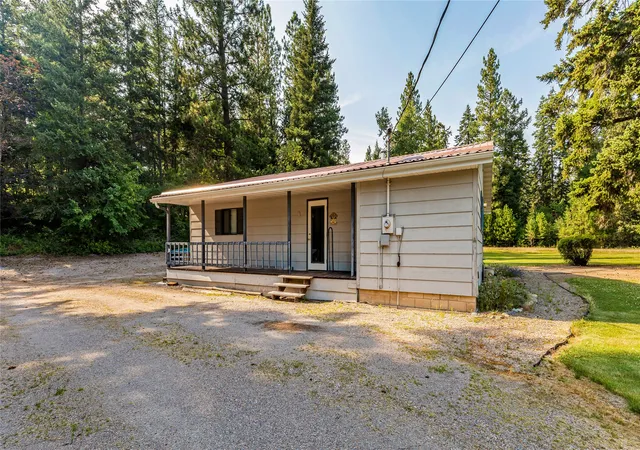 Photo 3 of Single family home for sale at 34529 Mt Hwy 35, Polson, MT 59860 | MLS# 30075585 | Listing updated on 2026-08-26