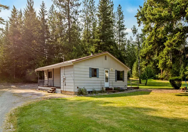 Photo 4 of Single family home for sale at 34529 Mt Hwy 35, Polson, MT 59860 | MLS# 30075585 | Listing updated on 2026-08-26