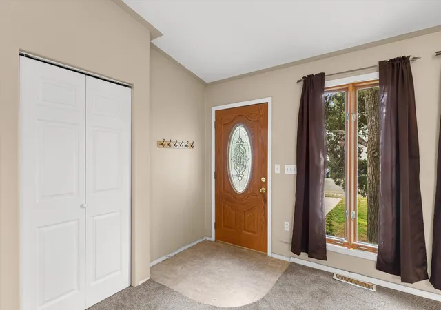 Photo 5 of Single family home for sale at 400 N Oak St, Townsend, MT 59644 | MLS# 30075363 | Listing updated on 2026-08-25