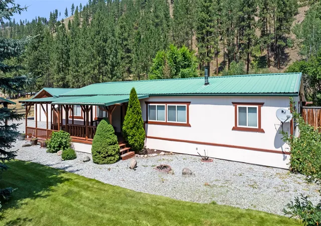 Photo 3 of Manufactured home for sale at 17000 Highway 12 W, Lolo, MT 59847 | MLS# 30075684 | Listing updated on 2026-08-18