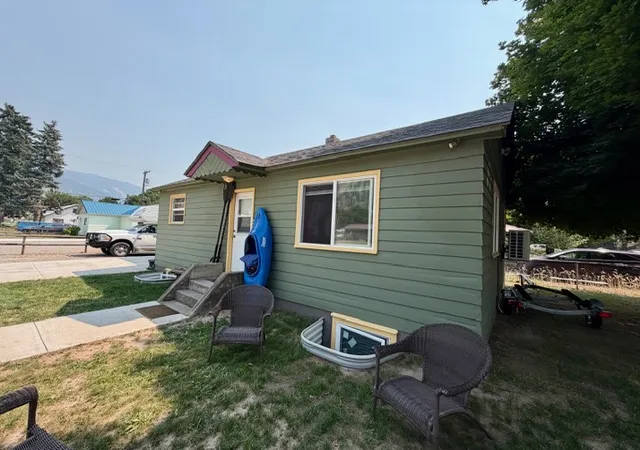 Photo 2 of Single family home for sale at 301 4th Avenue E, Superior, MT 59872 | MLS# 30075732 | Listing updated on 2026-08-19