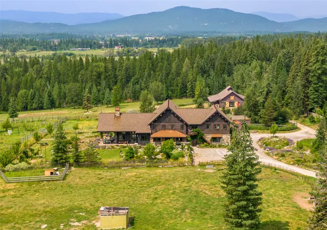 Photo 1 of Mansion for sale at 314 Little Crk Ln, Whitefish, MT 59937 | MLS# 30075330 | Listing updated on 2026-08-27